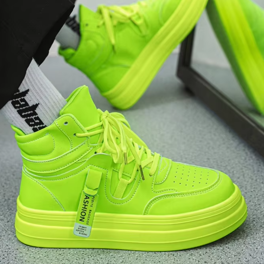 Monarch Height Shoe