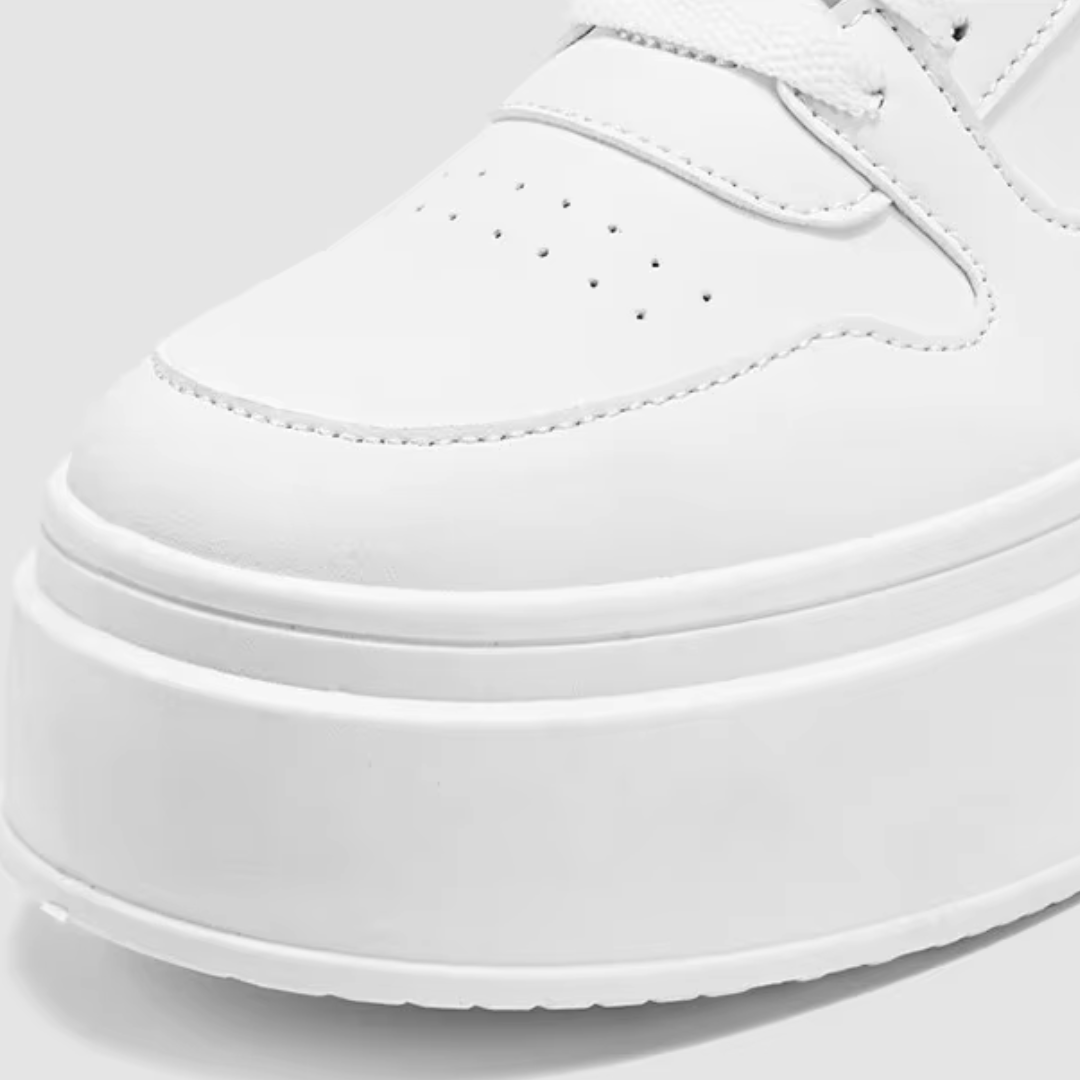 Monarch Height Shoe