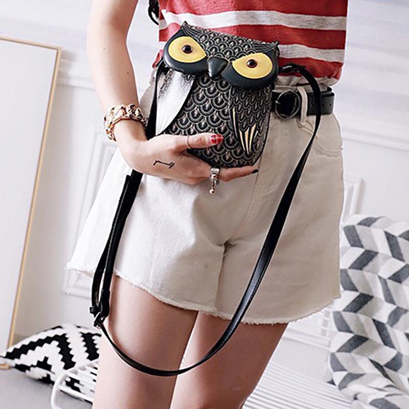 Chloe – Retro Cat Crossbody