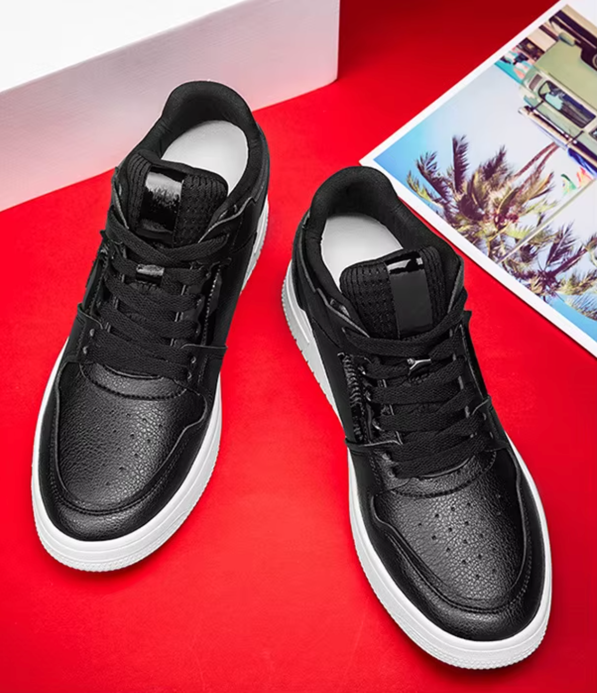 Triumph Lift Sneaker