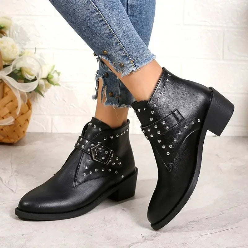 Isella Ankle Boots