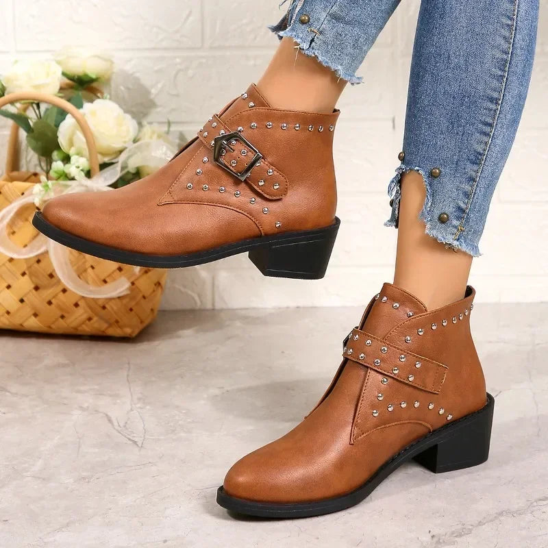 Isella Ankle Boots