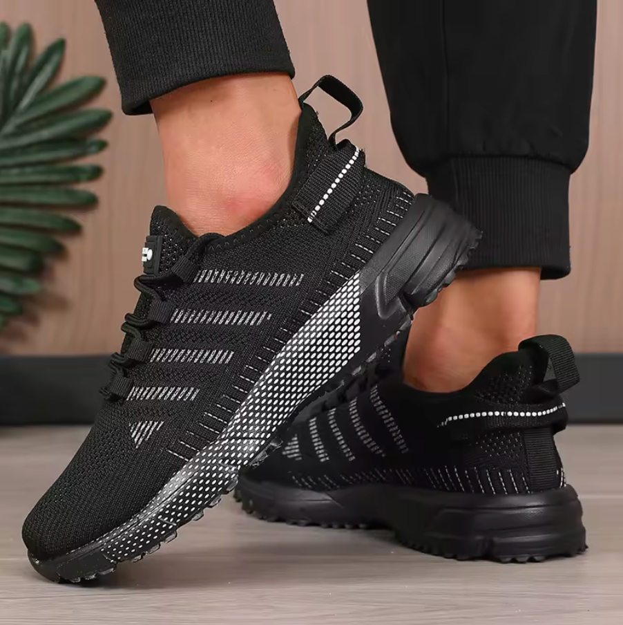 STRIDE EASY SNEAKERS