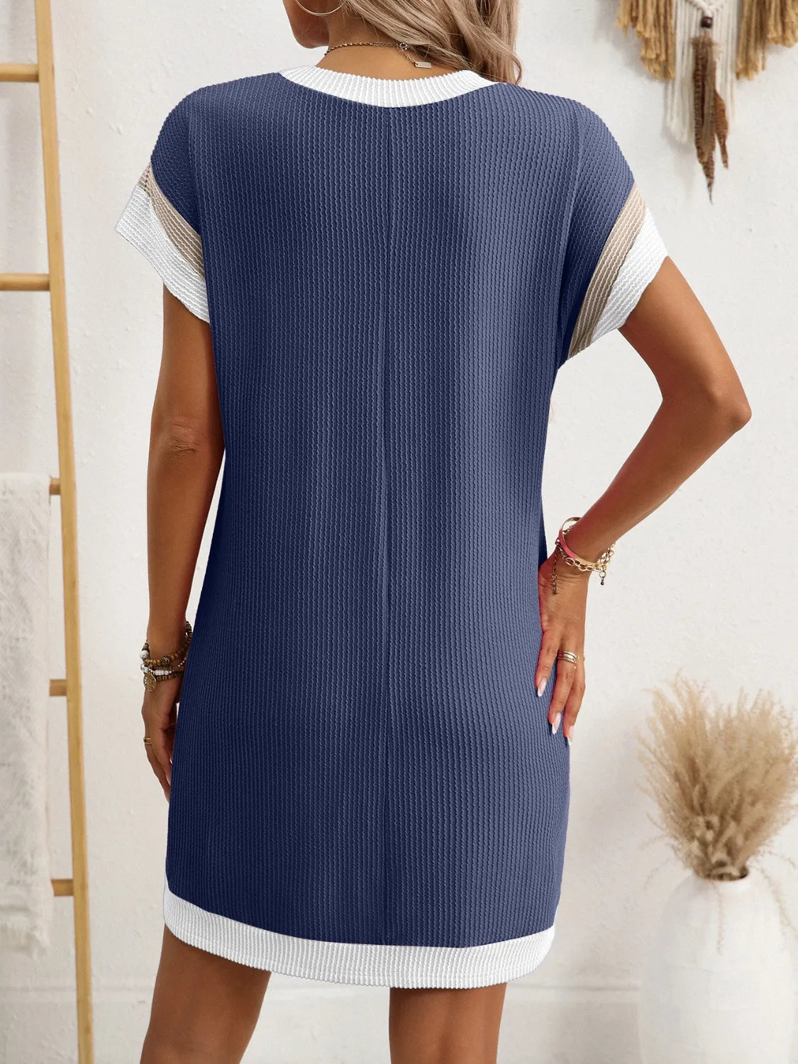 Freya’s Casual Chic Mini
