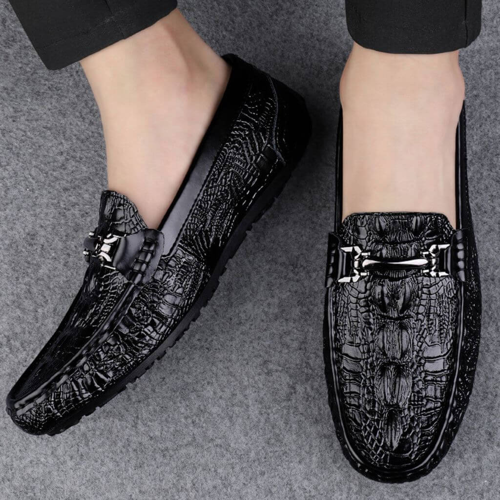 Valor Leather Moccasins