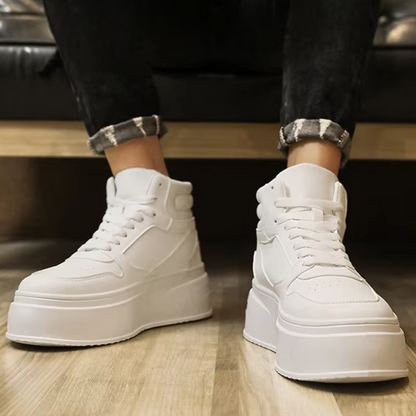 Monarch Height Shoe